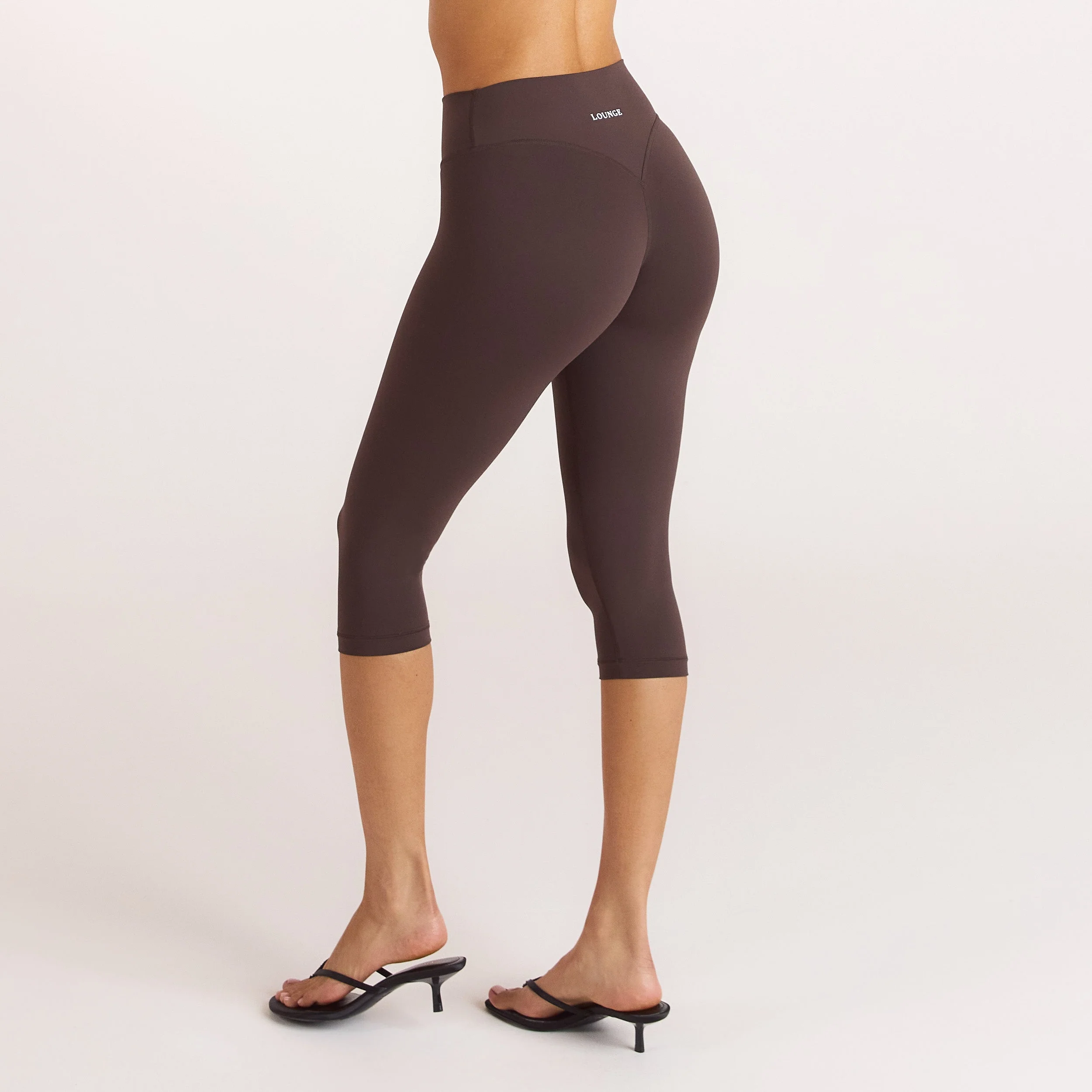 ContourSoft Capri Leggings - Dark Chocolate