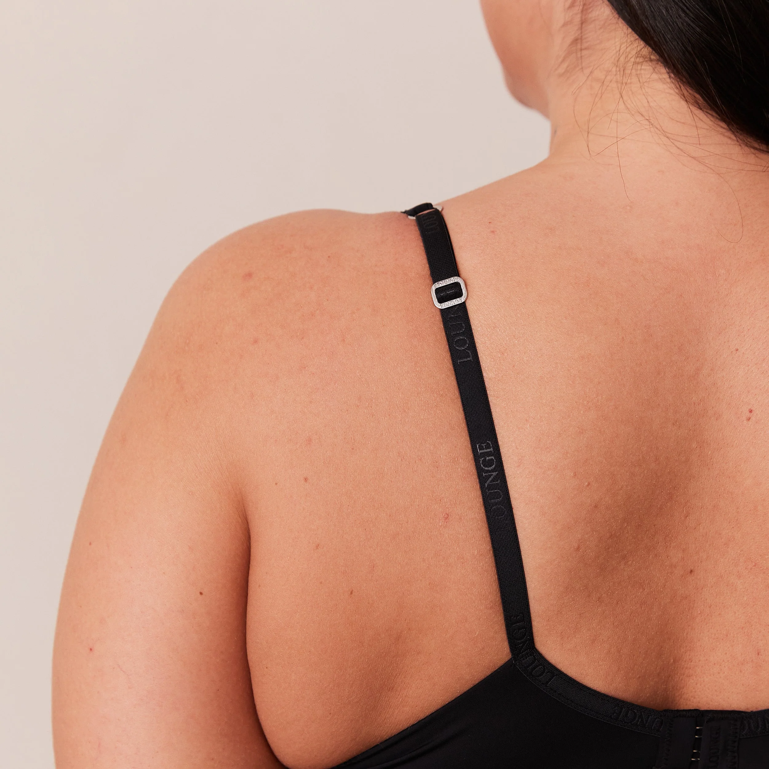 Classic Plunge T-shirt Bra - Black - Image 12