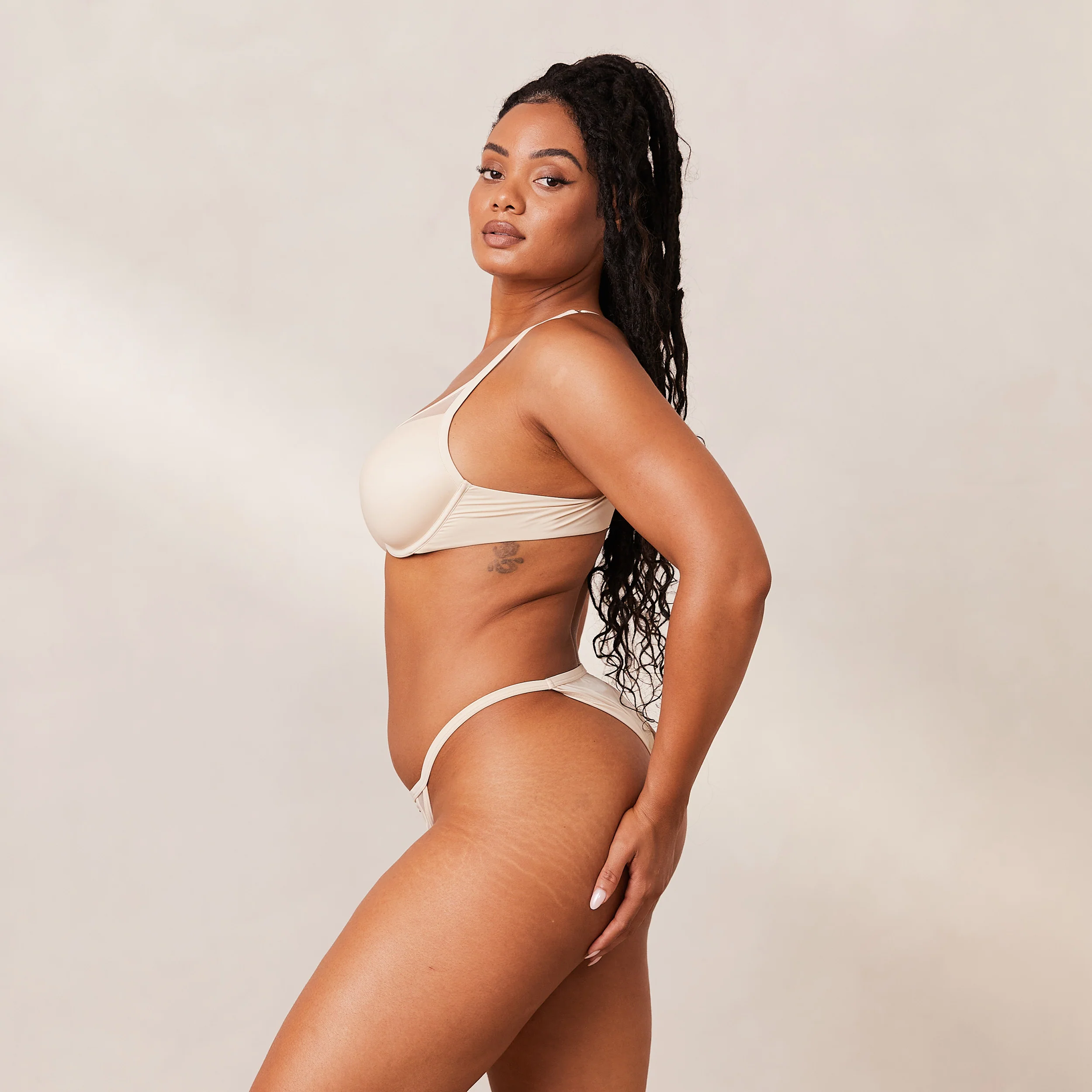 Classic Plunge T-shirt Bra - Latte - Image 23